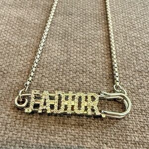 JADIOR Silver Safety Pin Chain Necklace